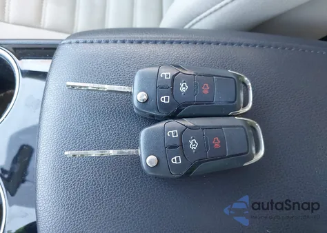 2013 Ford Fusion Se z USA, uszkodzony, nr VIN 3FA6P0H74DR141317